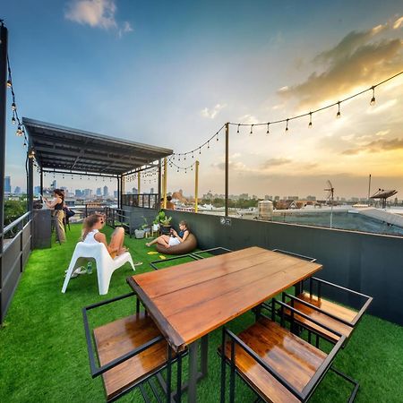 Hostel Ralph Bangkok Zewnętrze zdjęcie