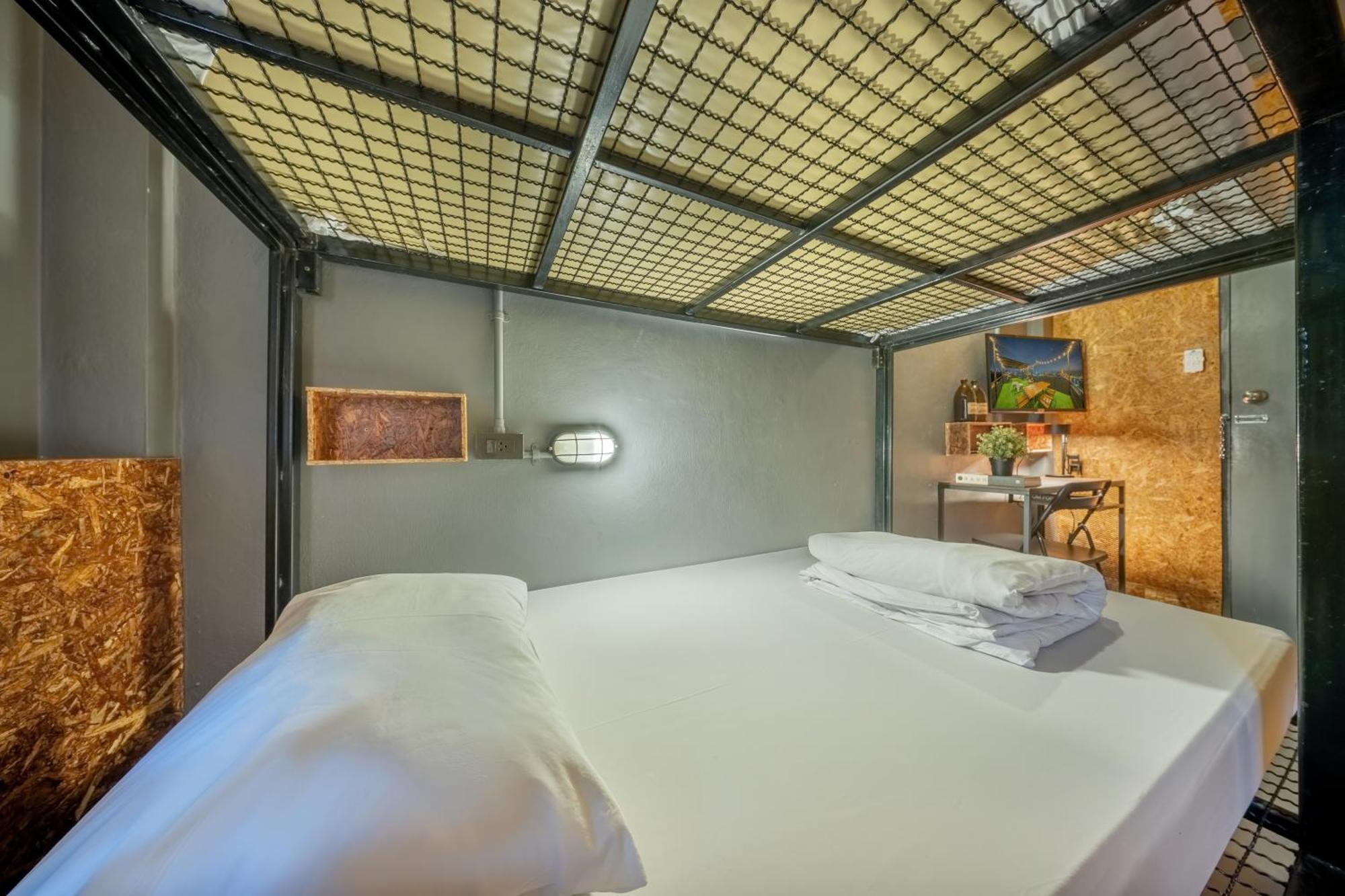 Hostel Ralph Bangkok Zewnętrze zdjęcie