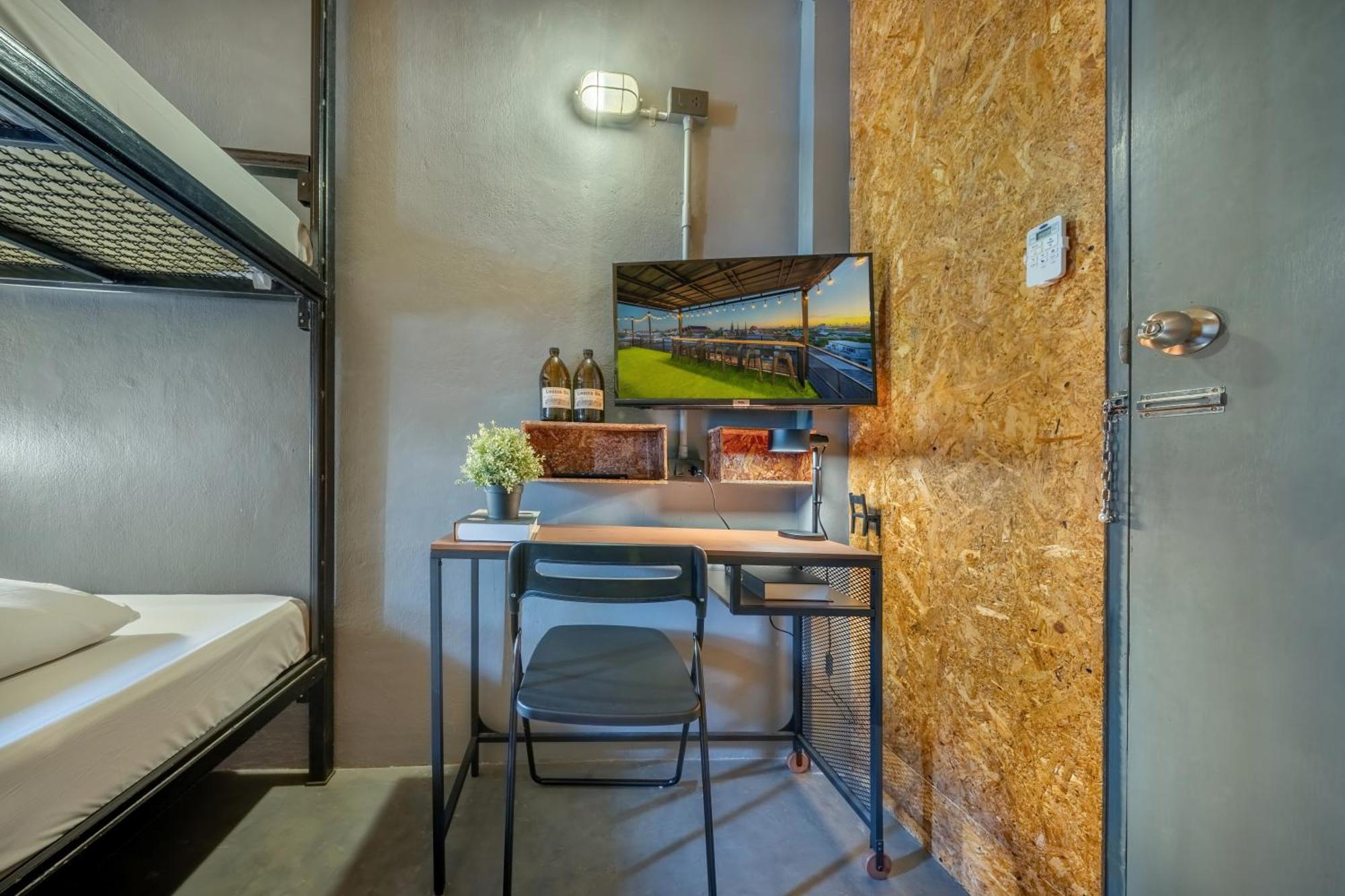 Hostel Ralph Bangkok Zewnętrze zdjęcie