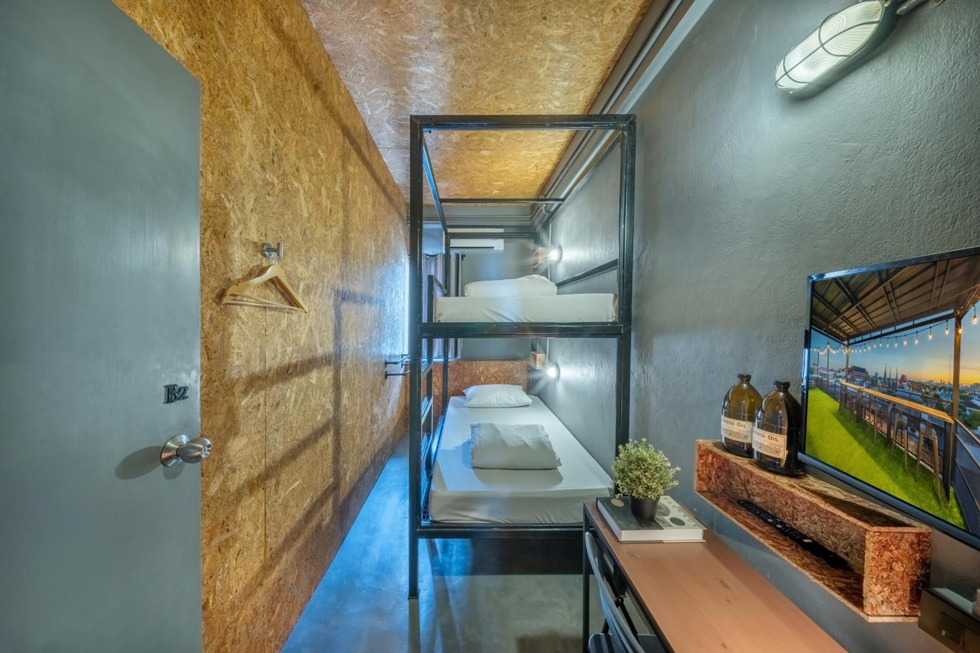 Hostel Ralph Bangkok Zewnętrze zdjęcie