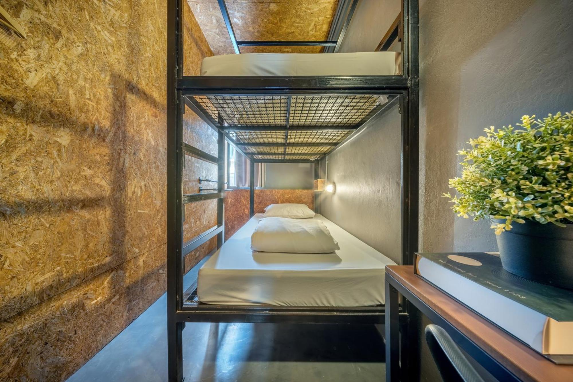 Hostel Ralph Bangkok Zewnętrze zdjęcie
