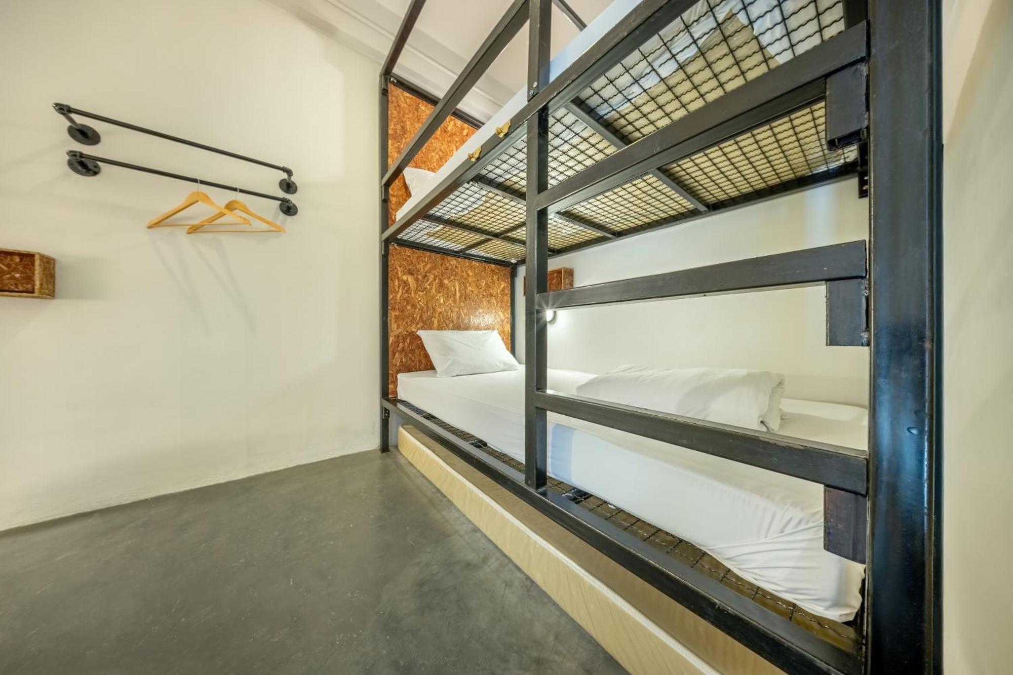 Hostel Ralph Bangkok Zewnętrze zdjęcie