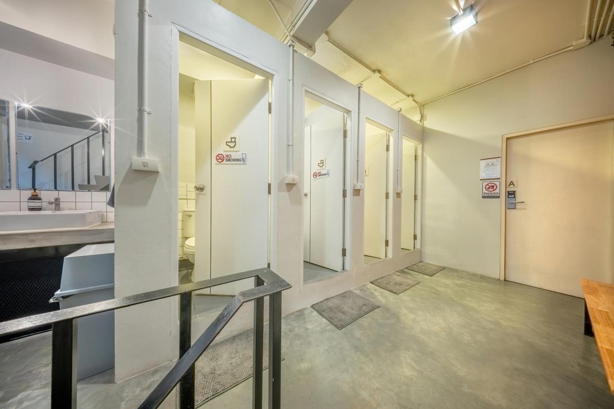 Hostel Ralph Bangkok Zewnętrze zdjęcie