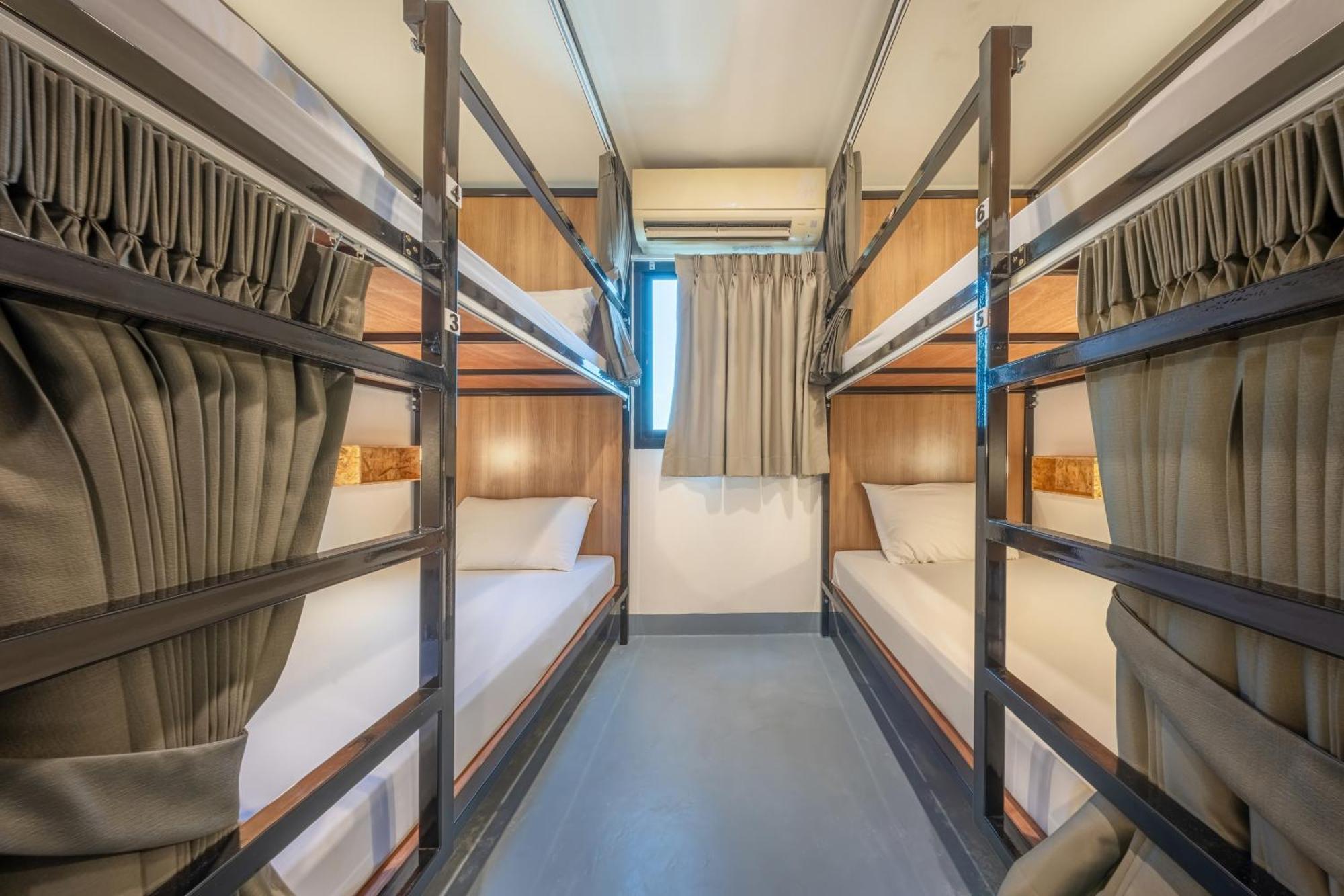 Hostel Ralph Bangkok Zewnętrze zdjęcie